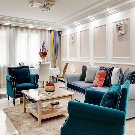 Apartment Belleville, Noblesse Au Coeur De La Capitale Paris