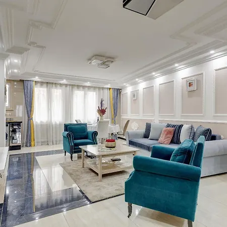 Apartment Belleville, Noblesse Au Coeur De La Capitale