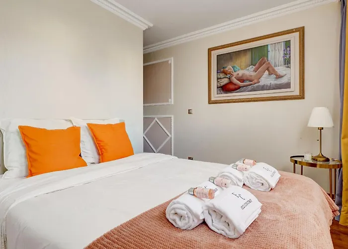 Belleville, Noblesse Au Coeur De La Capitale